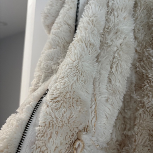 L GUESS Faux Suede Fur Lining ZIP JACKET HOODIE OFF WHITE CREAM soft warm winter - Picture 6 of 16